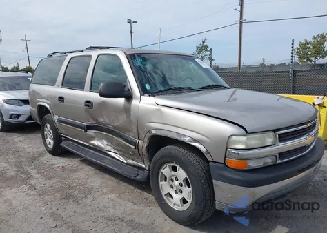 2001 Chevrolet Suburban C1500 z USA, uszkodzony, nr VIN 3GNEC16T21G248839
